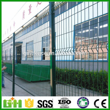 GM Anping factory powder coated 3d garden application metal V mesh fencing